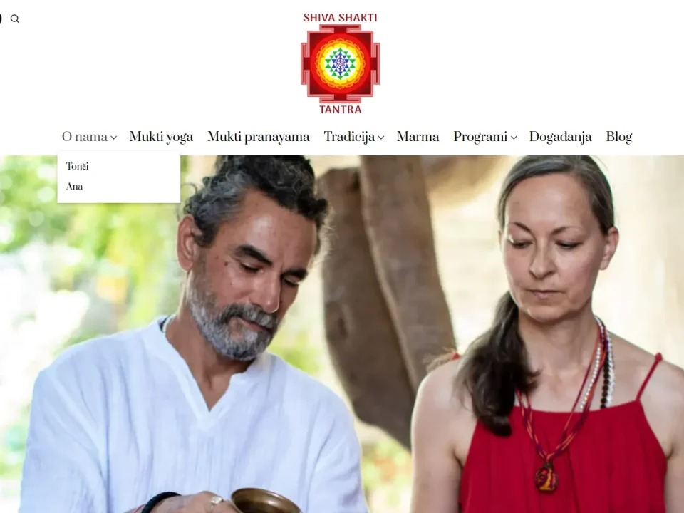 Naslovnica web stranice Shiva Shakti Tantra s logotipom, navigacijom i fotografijom Tončija Gulišije i Ane Tepavac.